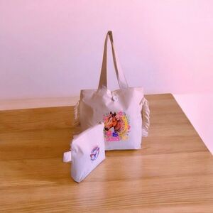 Stylish Cream Tote Bag with Fringe